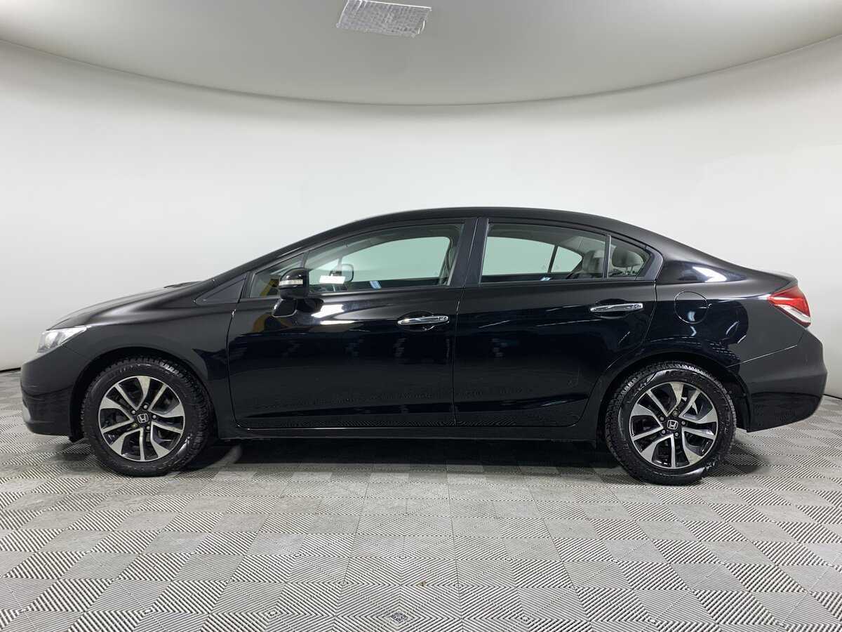 Honda Civic 2013 года с пробегом. Фото: #7