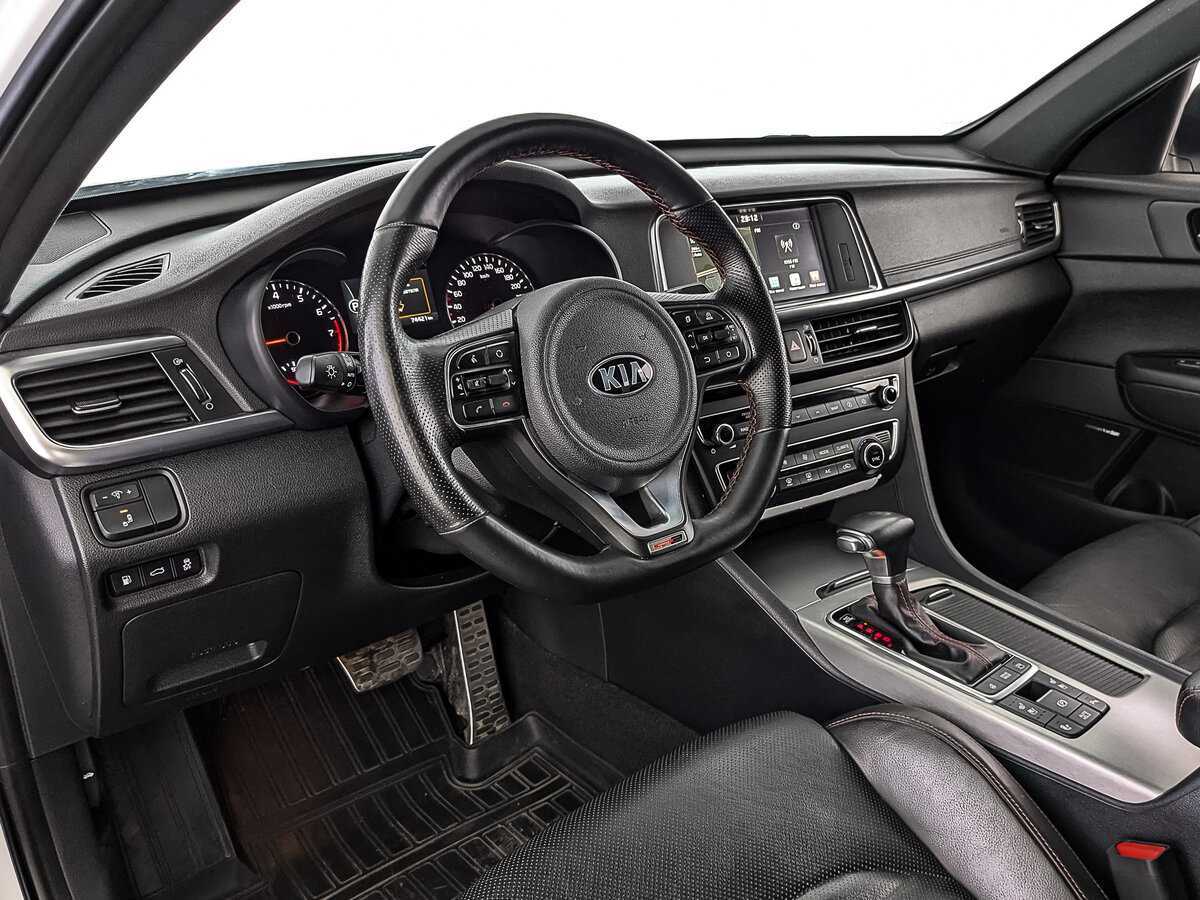 Kia Optima 2018 года с пробегом. Фото: #14