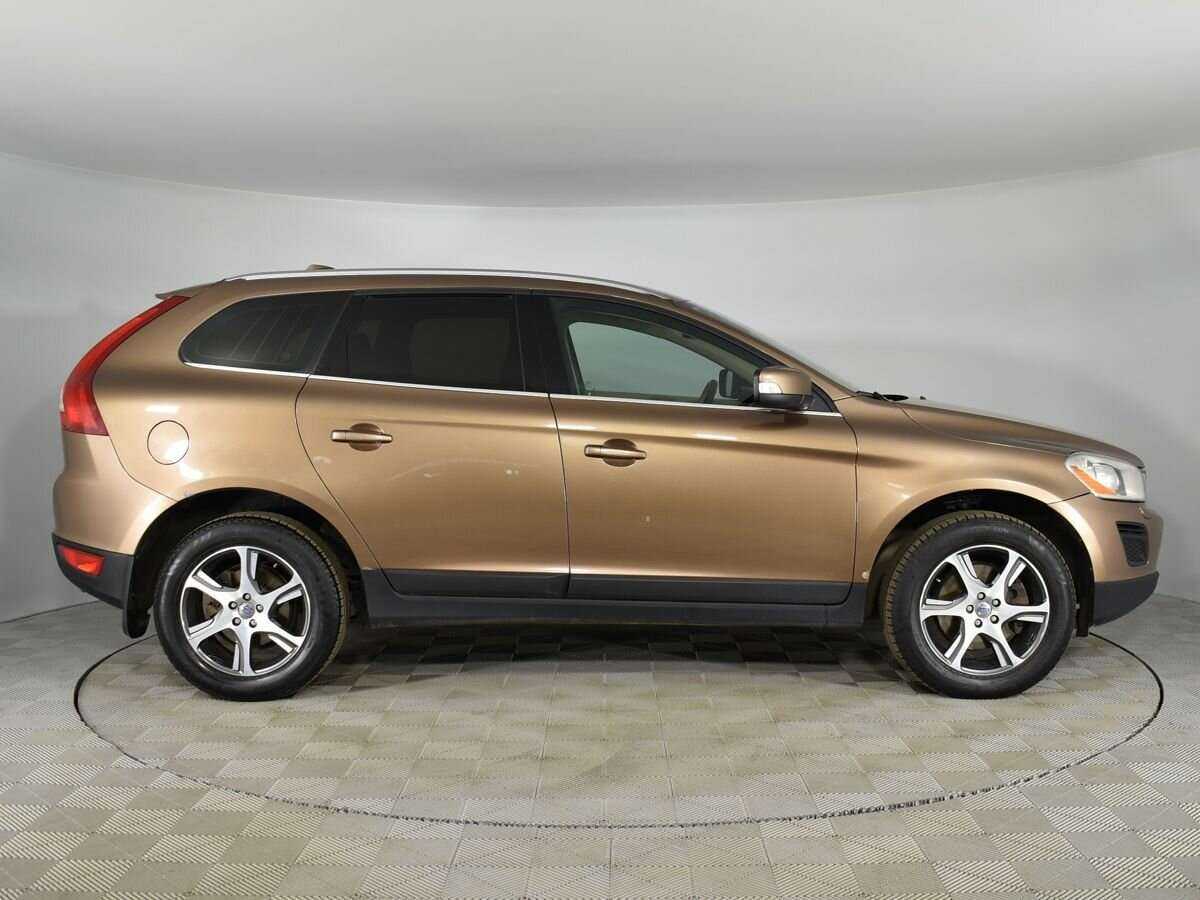 Volvo XC60 2013 года с пробегом. Фото: #4