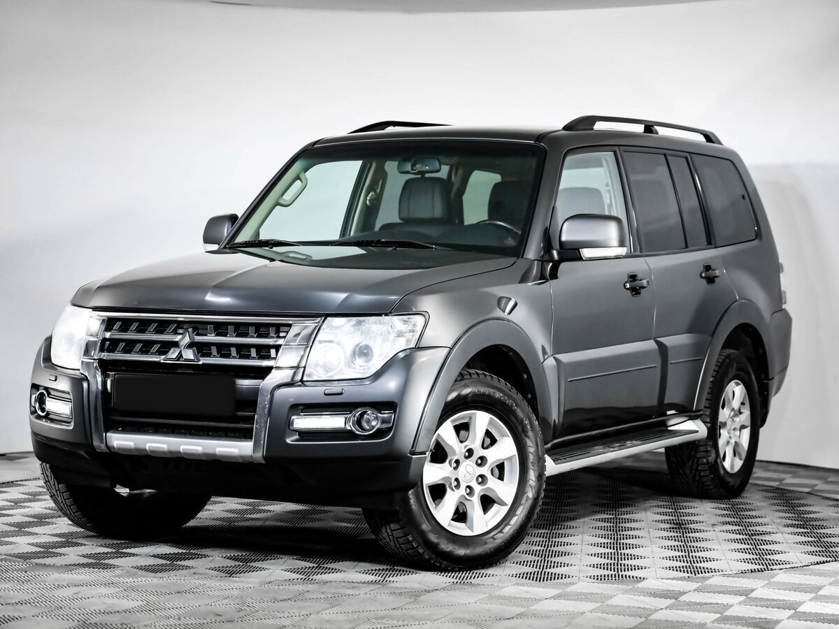 Mitsubishi Pajero 2015 года с пробегом. Посмотреть фото