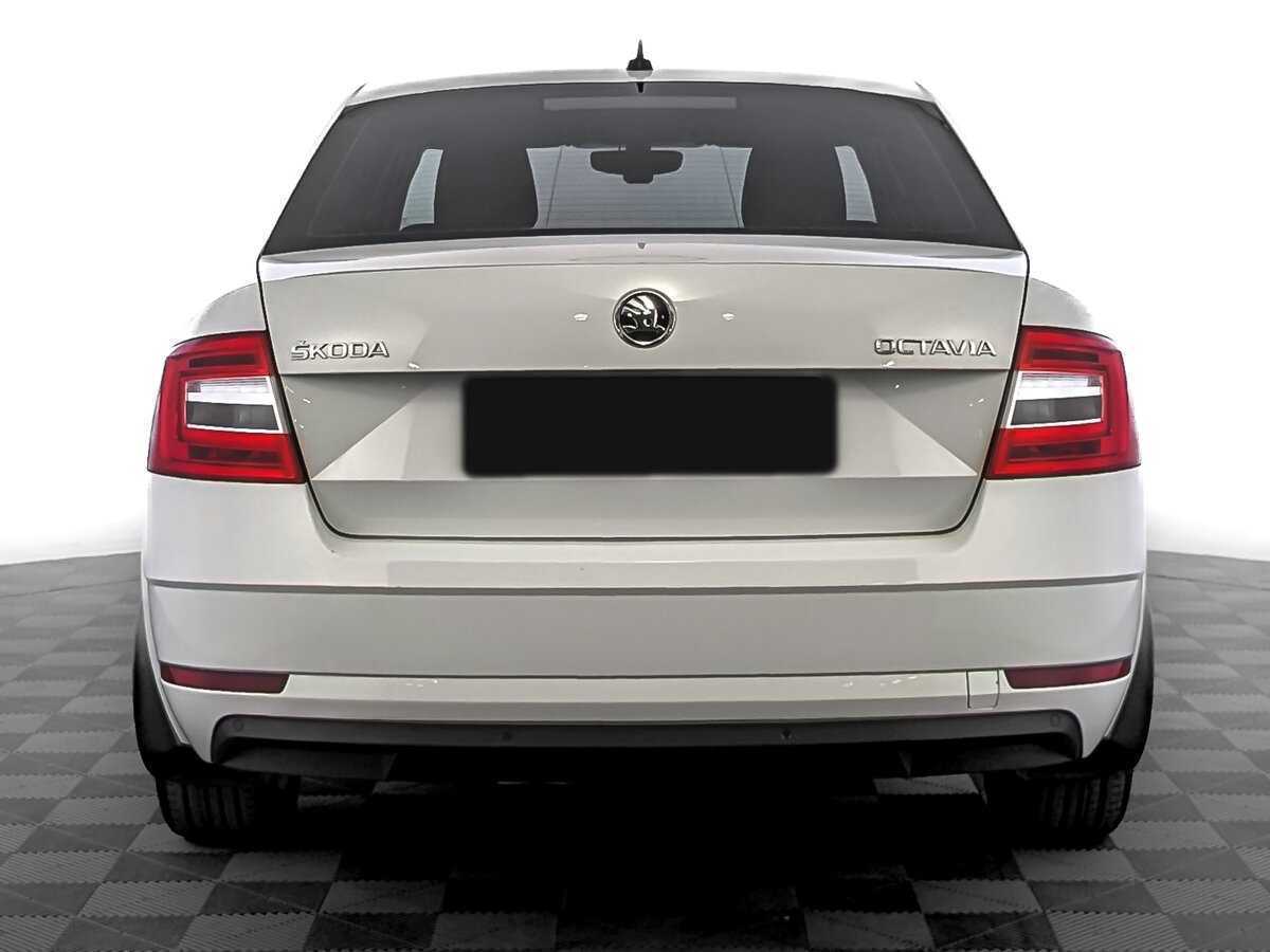 Skoda Octavia 2018 года с пробегом. Фото: #5