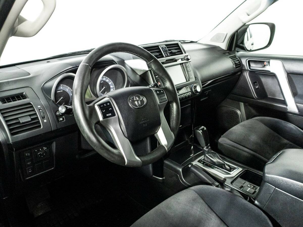 Toyota Land Cruiser Prado 2014 года с пробегом. Фото: #9