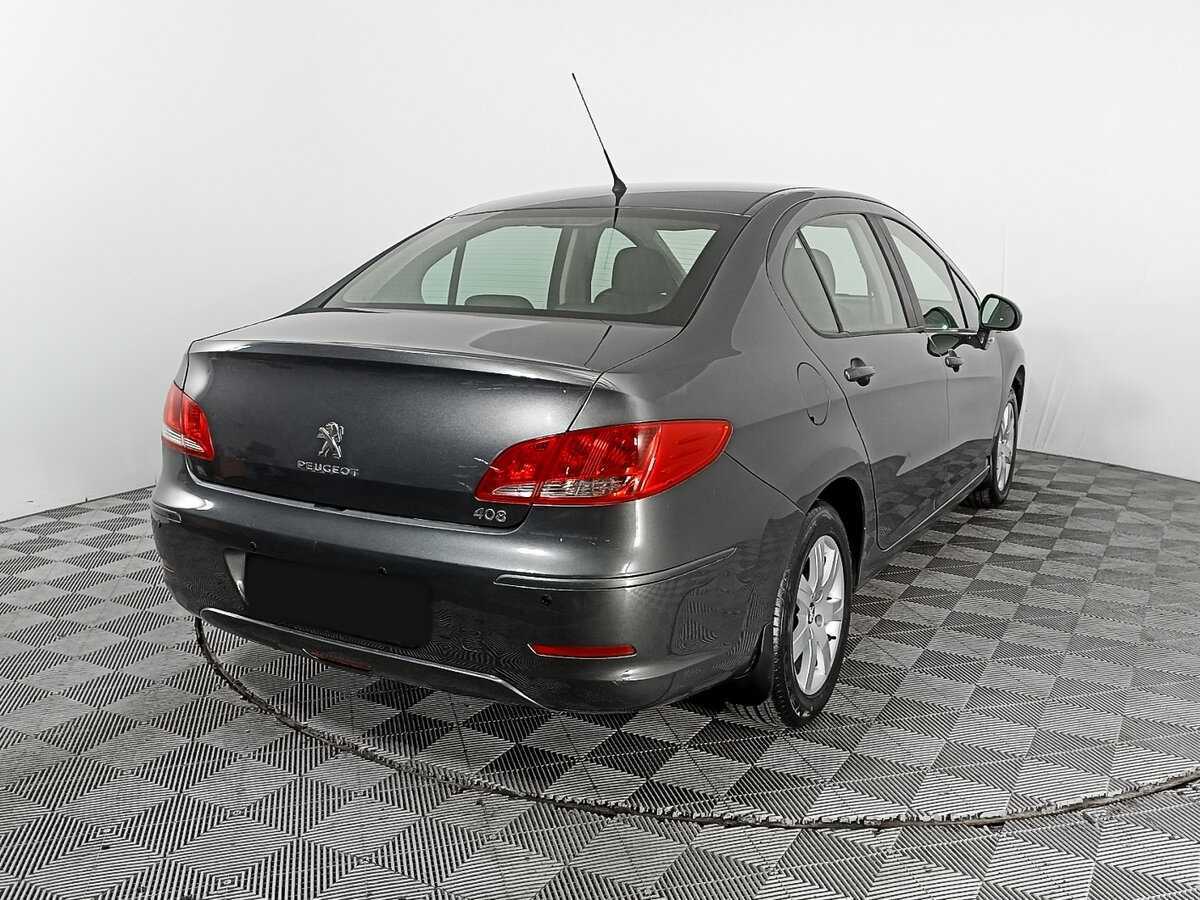 Peugeot 408 2012 года с пробегом. Фото: #2