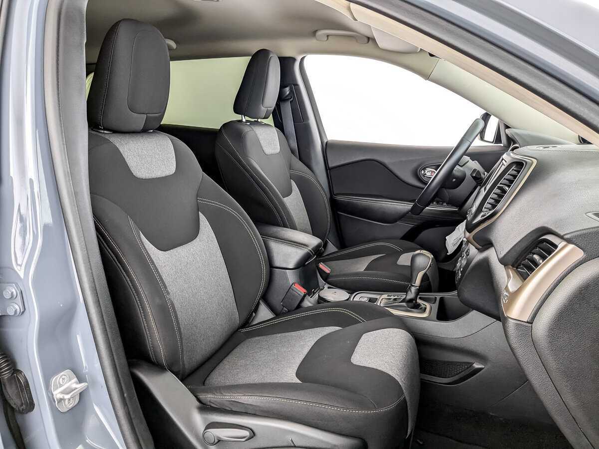 Jeep Cherokee 2014 года с пробегом. Фото: #20