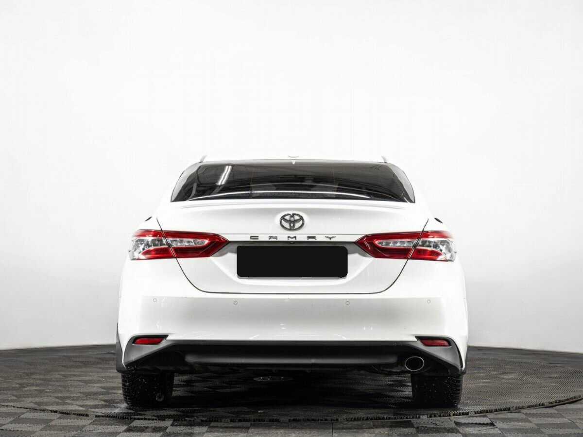Toyota Camry 2022 года с пробегом. Фото: #4