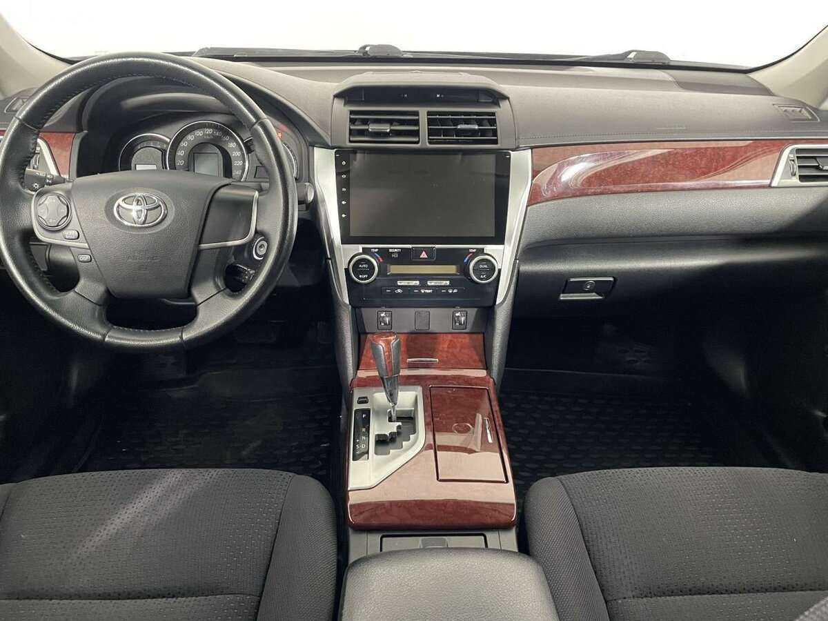 Toyota Camry 2012 года с пробегом. Фото: #6