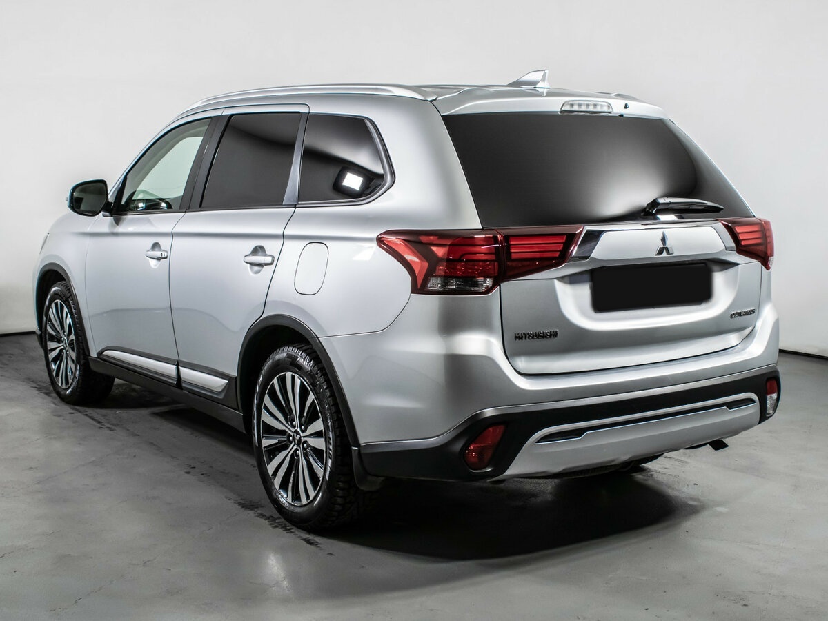 Mitsubishi Outlander 2018 года с пробегом. Фото: #6
