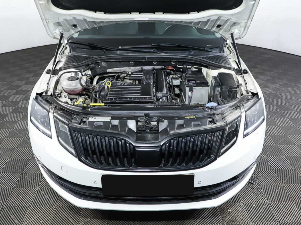 Skoda Octavia 2018 года с пробегом. Фото: #8