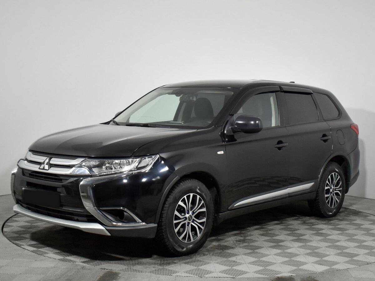 Mitsubishi Outlander 2018 года с пробегом. Фото: #0