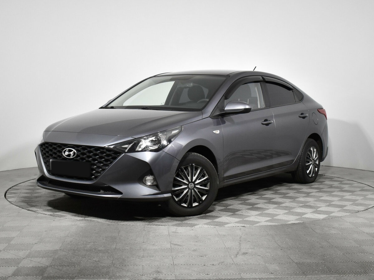Hyundai Solaris 2021 года с пробегом. Посмотреть фото