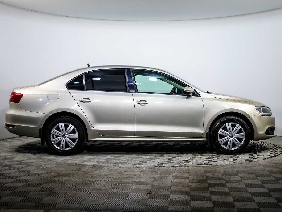 Volkswagen Jetta 2012 года с пробегом. Фото: #2