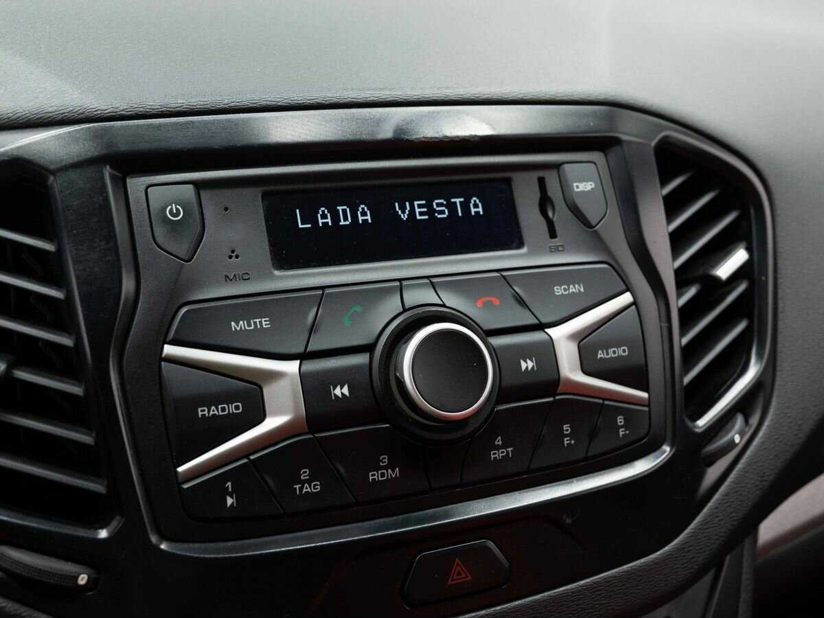 Lada (ВАЗ) Vesta 2021 года с пробегом. Фото: #18