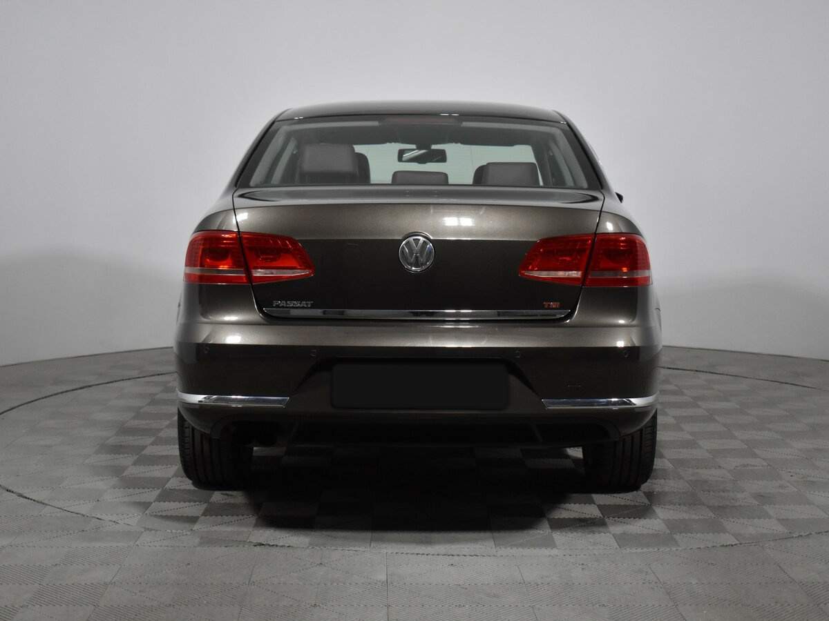 Volkswagen Passat 2012 года с пробегом. Фото: #5