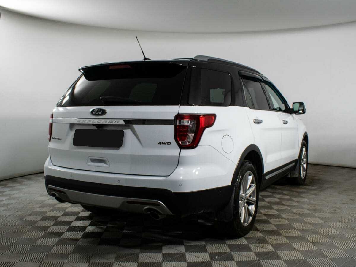 Ford Explorer 2016 года с пробегом. Фото: #4