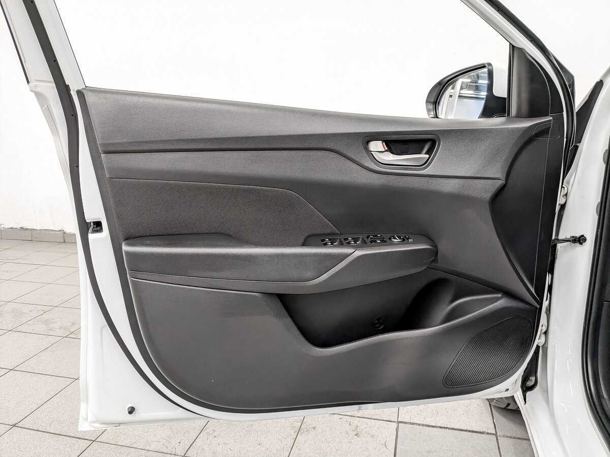 Hyundai Solaris 2017 года с пробегом. Фото: #18