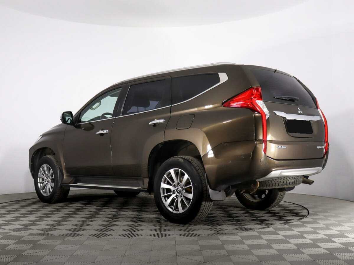 Mitsubishi Pajero Sport 2017 года с пробегом. Фото: #6
