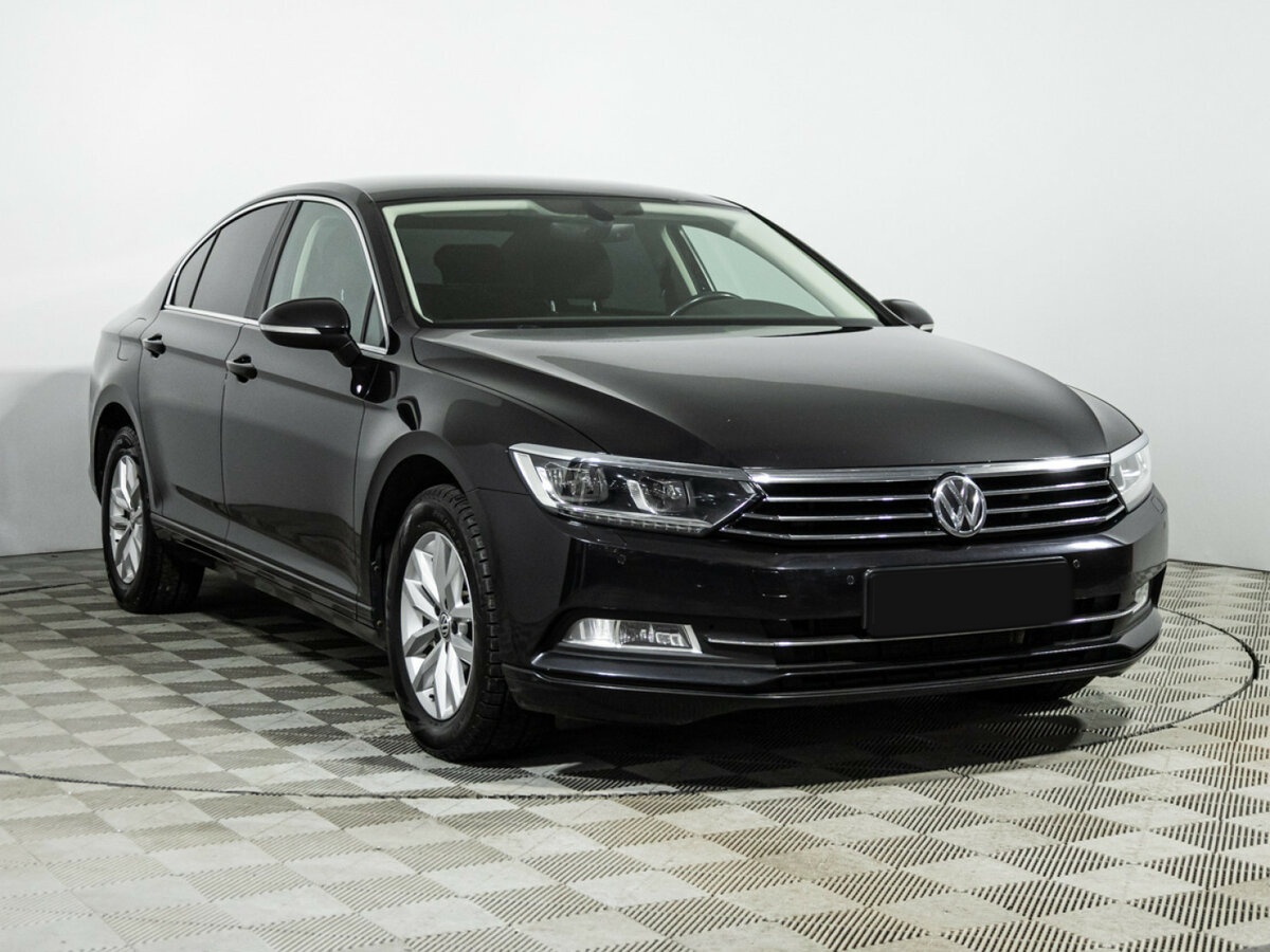 Volkswagen Passat 2017 года с пробегом. Фото: #2