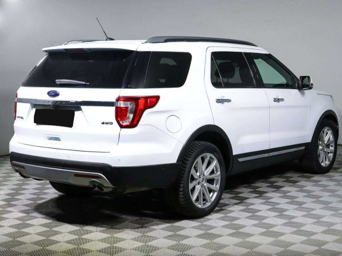 Ford Explorer 2016 года с пробегом. Фото: #3