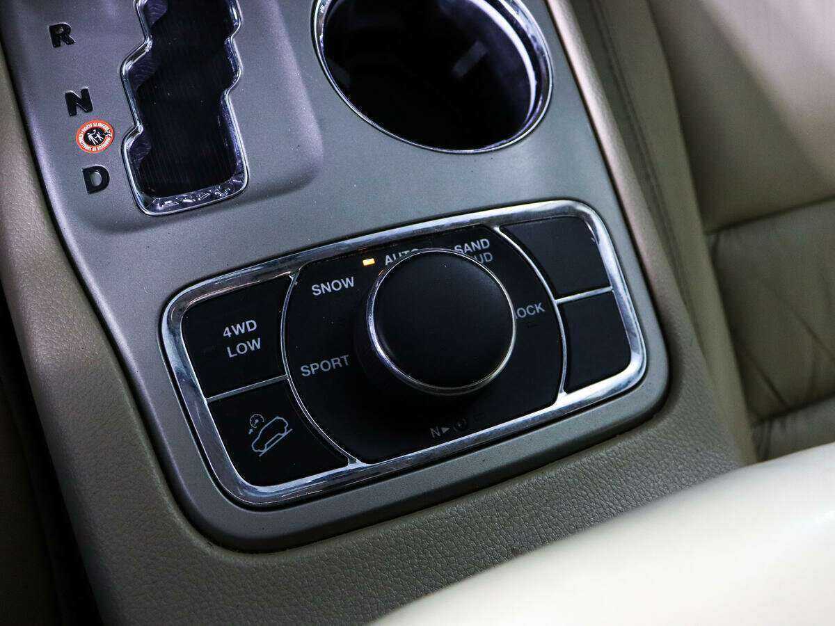 Jeep Grand Cherokee 2012 года с пробегом. Фото: #16