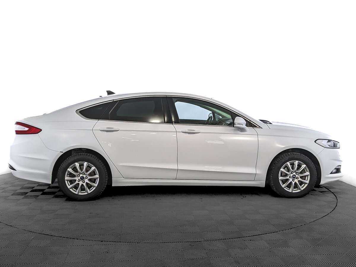 Ford Mondeo 2017 года с пробегом. Фото: #3
