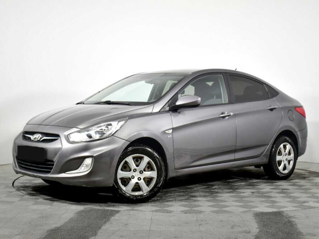 Hyundai Solaris 2014 года с пробегом. Посмотреть фото