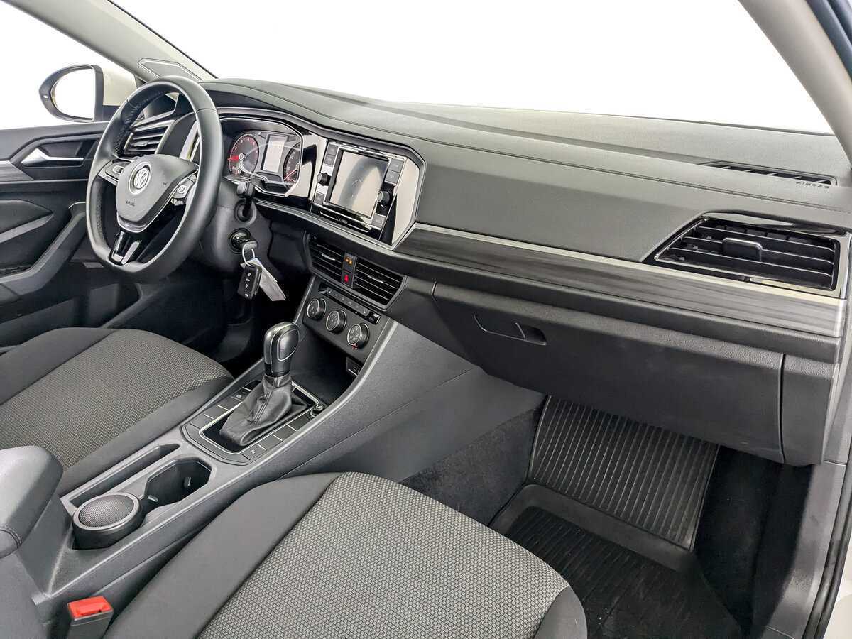 Volkswagen Jetta 2020 года с пробегом. Фото: #8