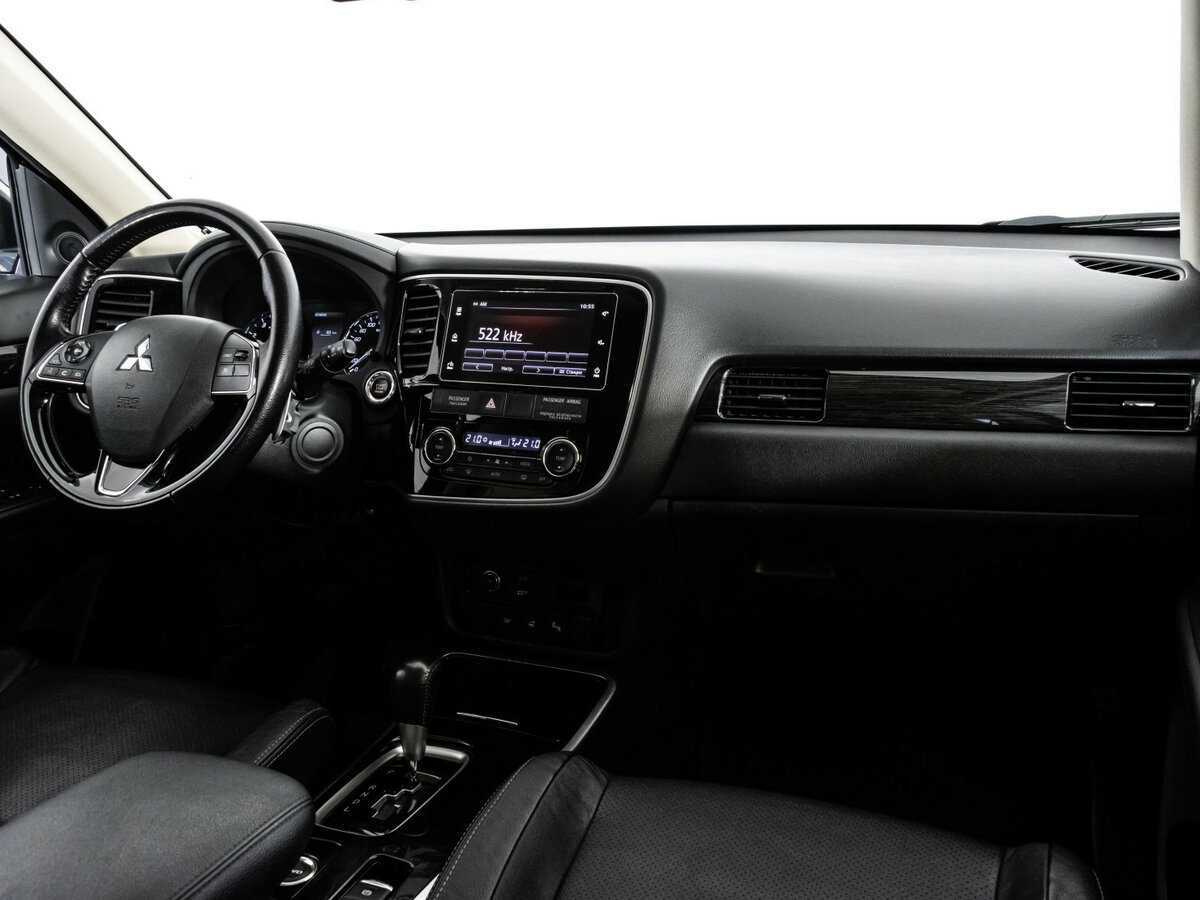 Mitsubishi Outlander 2018 года с пробегом. Фото: #6