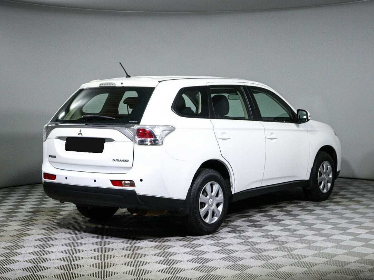 Mitsubishi Outlander 2013 года с пробегом. Фото: #4
