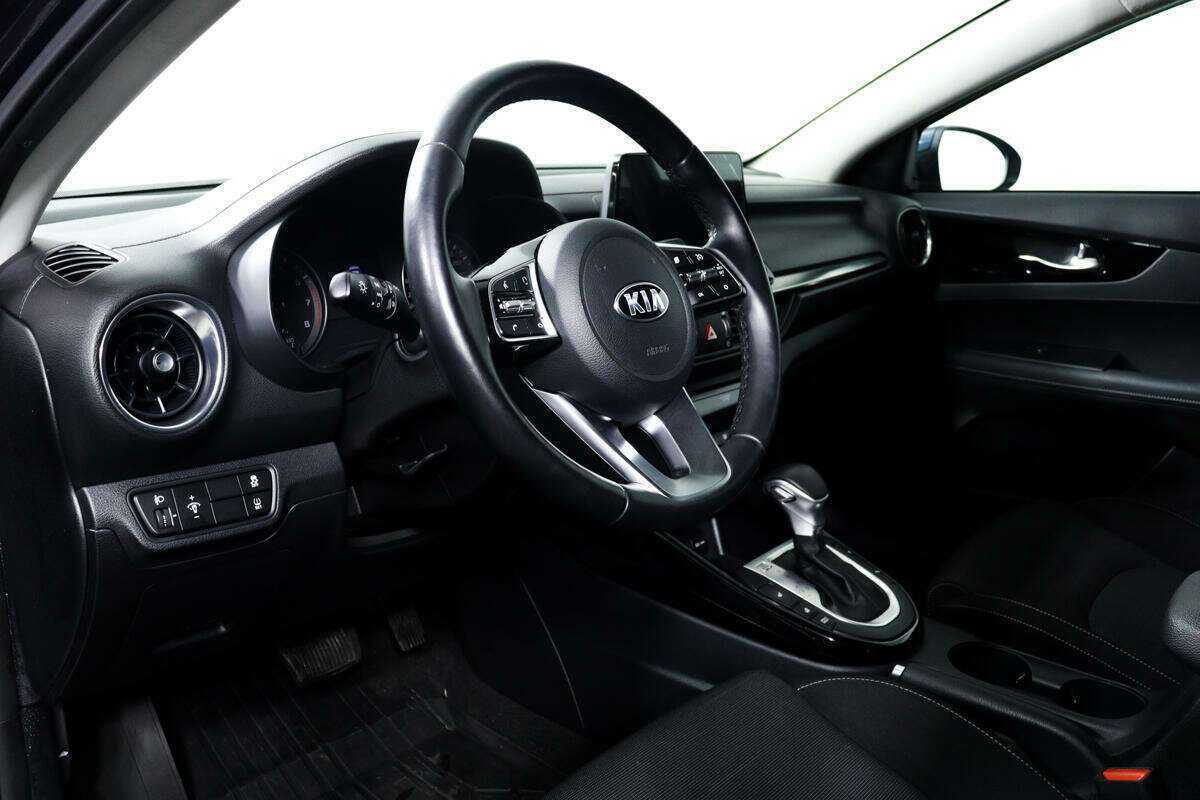 Kia Cerato 2021 года с пробегом. Фото: #12