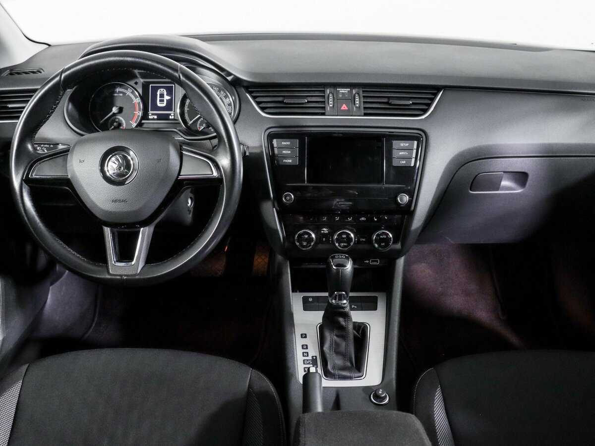 Skoda Octavia 2019 года с пробегом. Фото: #11