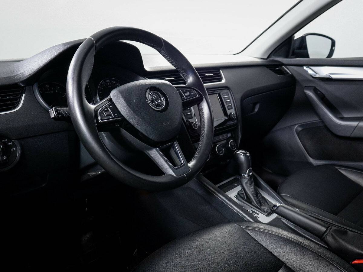 Skoda Octavia 2016 года с пробегом. Фото: #13