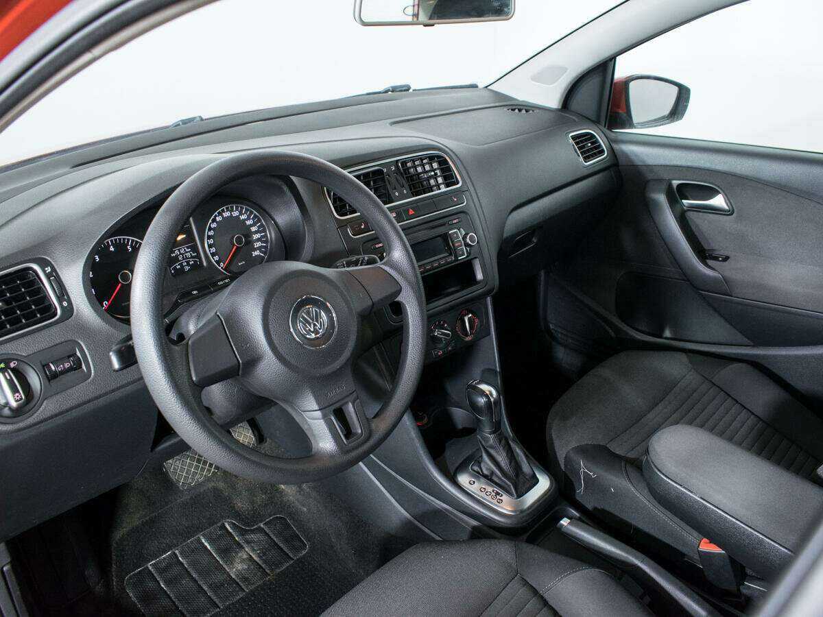 Volkswagen Polo 2012 года с пробегом. Фото: #12