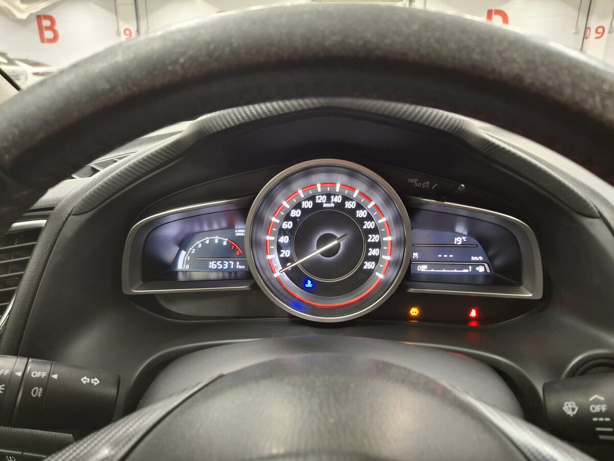 Mazda 3 2014 года с пробегом. Фото: #12