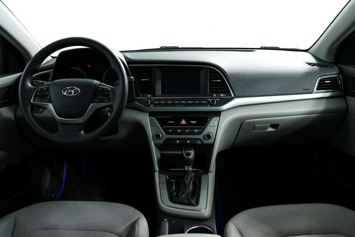 Hyundai Elantra 2016 года с пробегом. Фото: #10