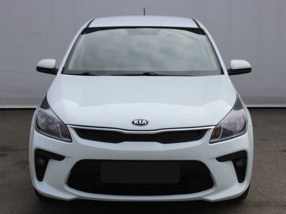 Kia Rio 2018 года с пробегом. Посмотреть фото