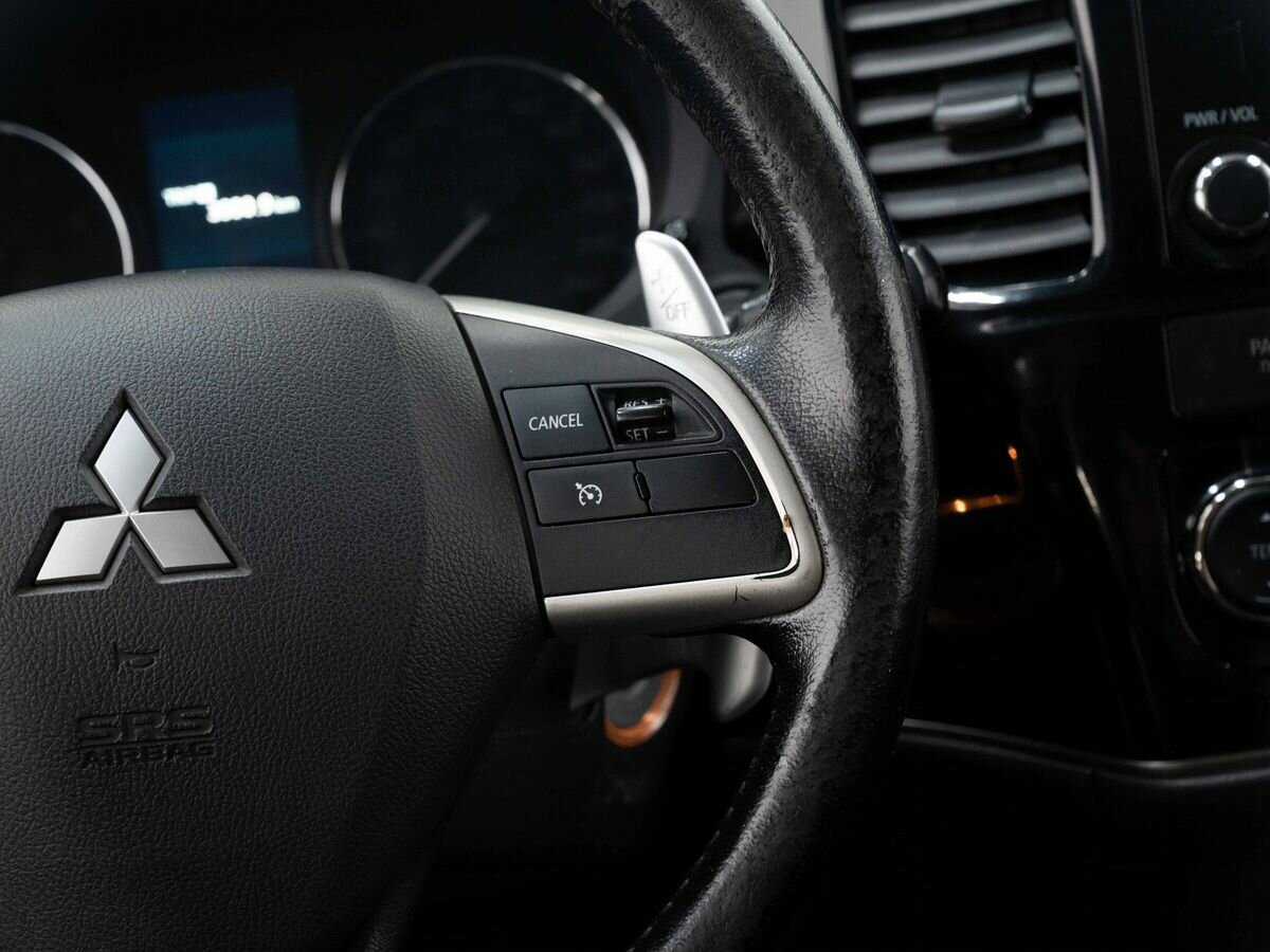Mitsubishi Outlander 2012 года с пробегом. Фото: #17