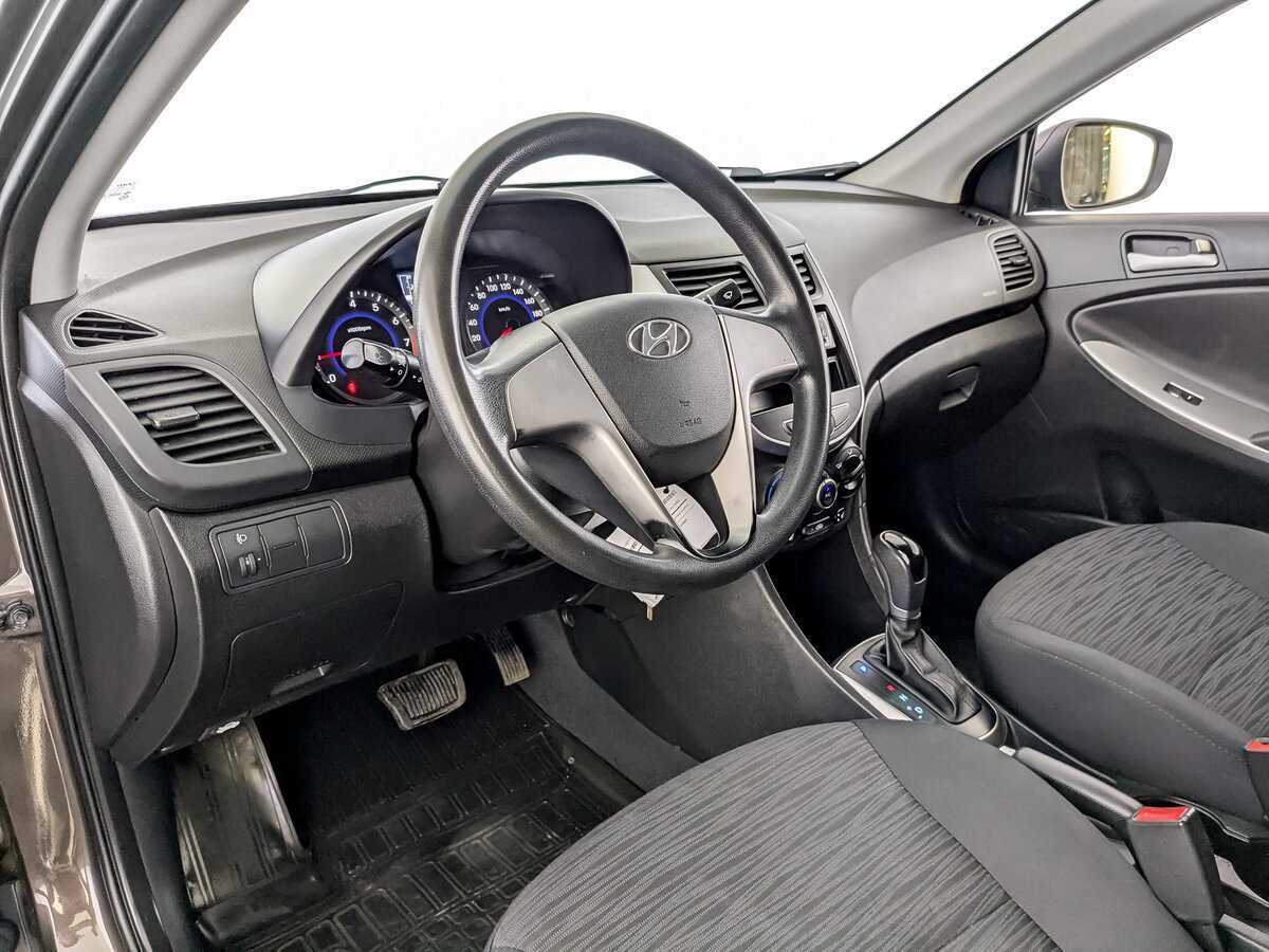Hyundai Solaris 2016 года с пробегом. Фото: #15