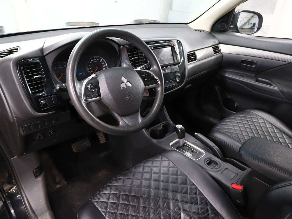 Mitsubishi Outlander 2013 года с пробегом. Фото: #7