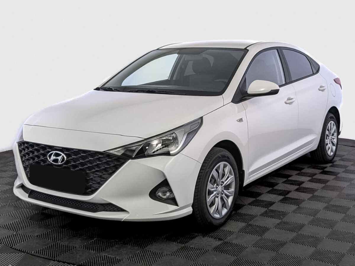 Hyundai Solaris 2022 года с пробегом. Посмотреть фото