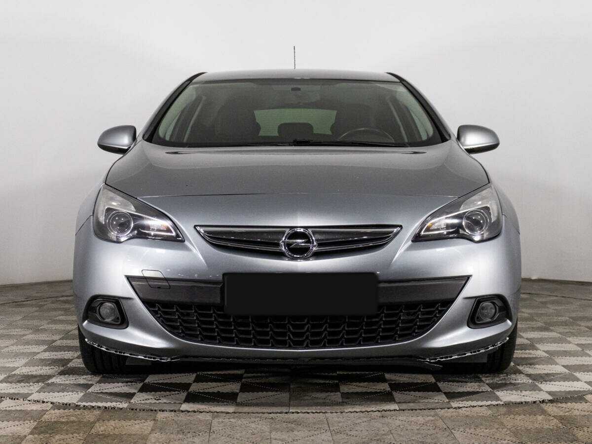 Opel Astra 2013 года с пробегом. Фото: #1