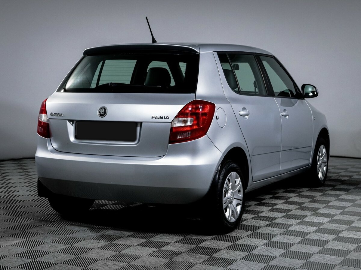 Skoda Fabia 2014 года с пробегом. Фото: #3