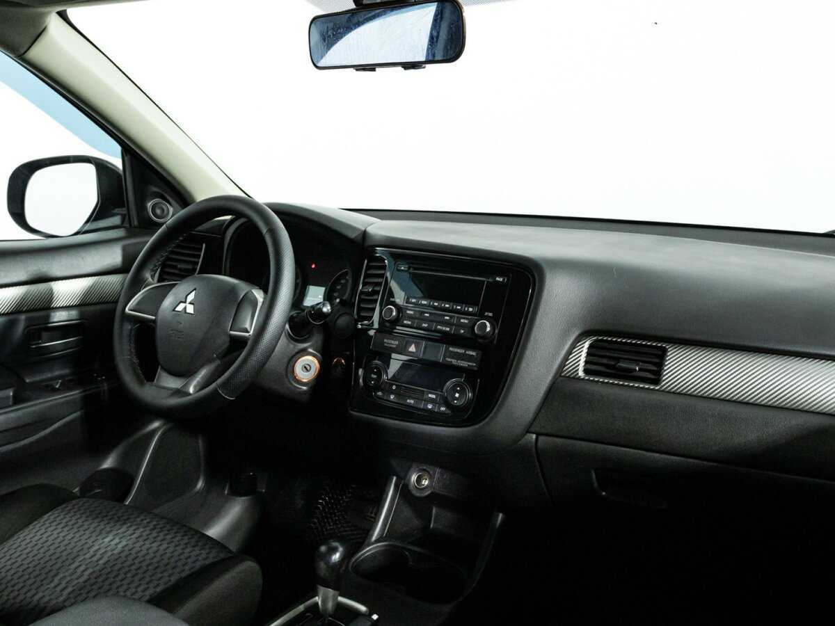 Mitsubishi Outlander 2013 года с пробегом. Фото: #8