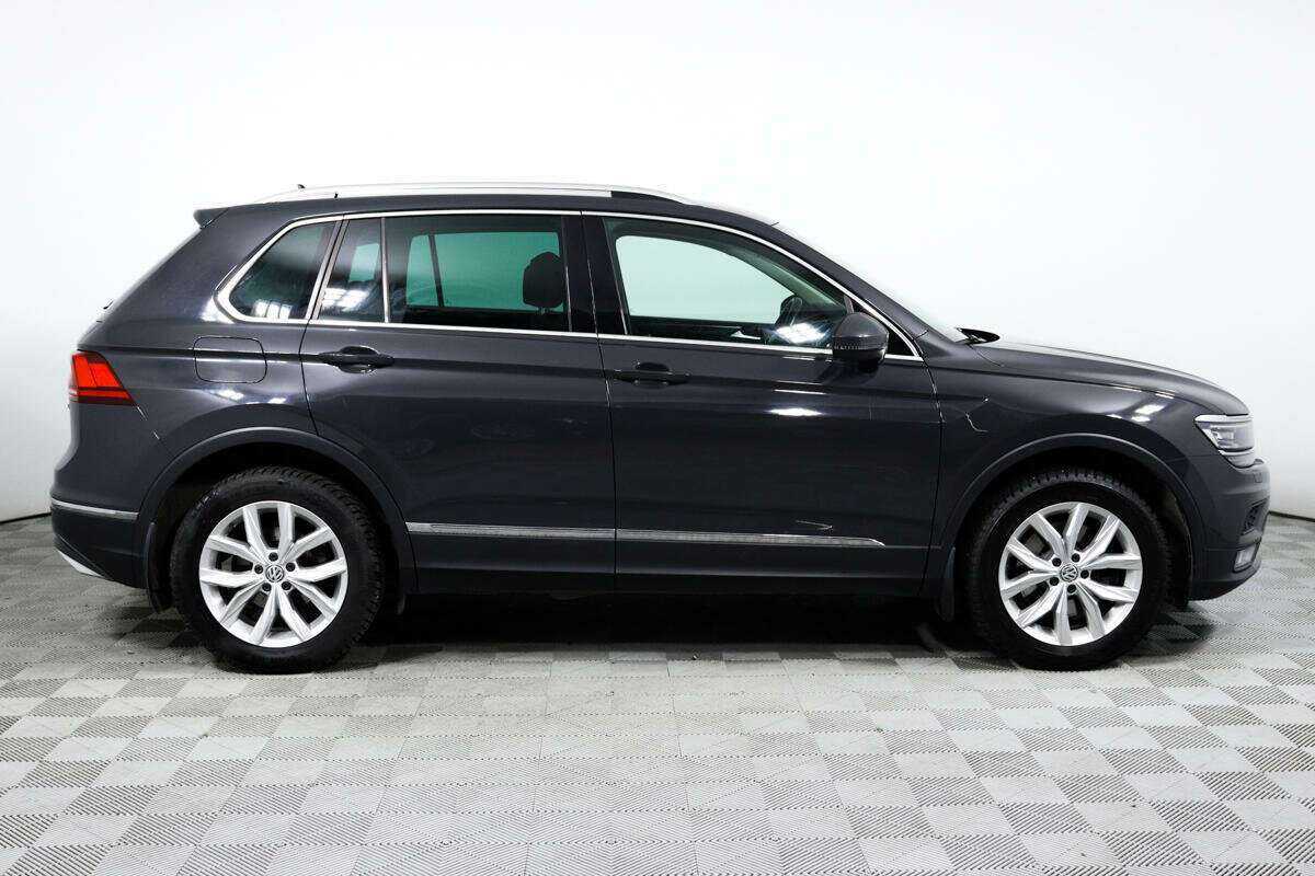 Volkswagen Tiguan 2018 года с пробегом. Фото: #3