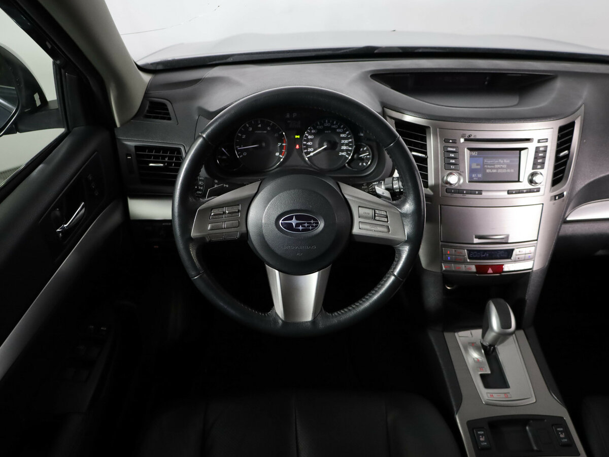 Subaru Outback 2012 года с пробегом. Фото: #18