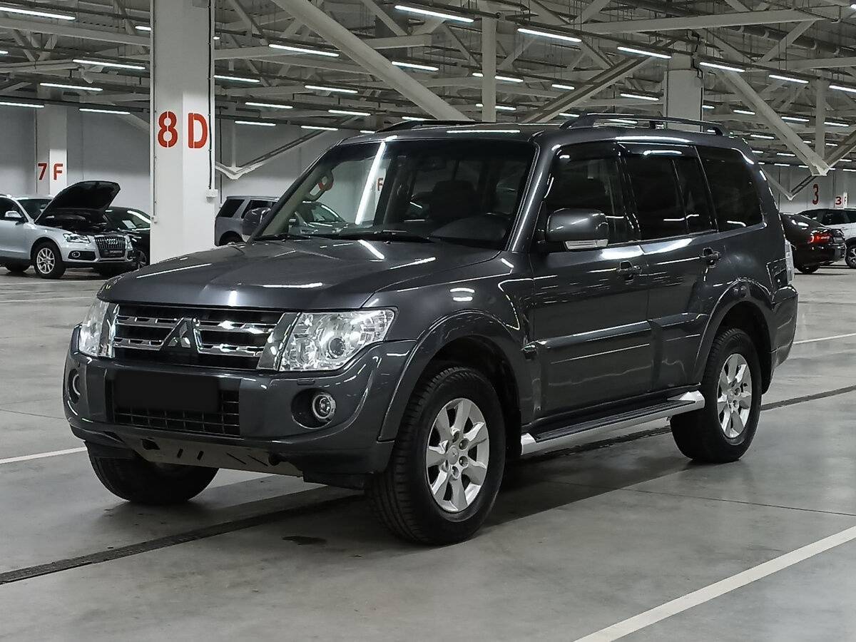 Mitsubishi Pajero 2012 года с пробегом. Фото: #0