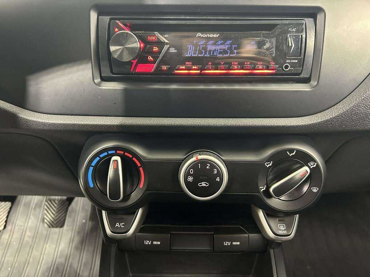 Kia Rio 2018 года с пробегом. Фото: #11