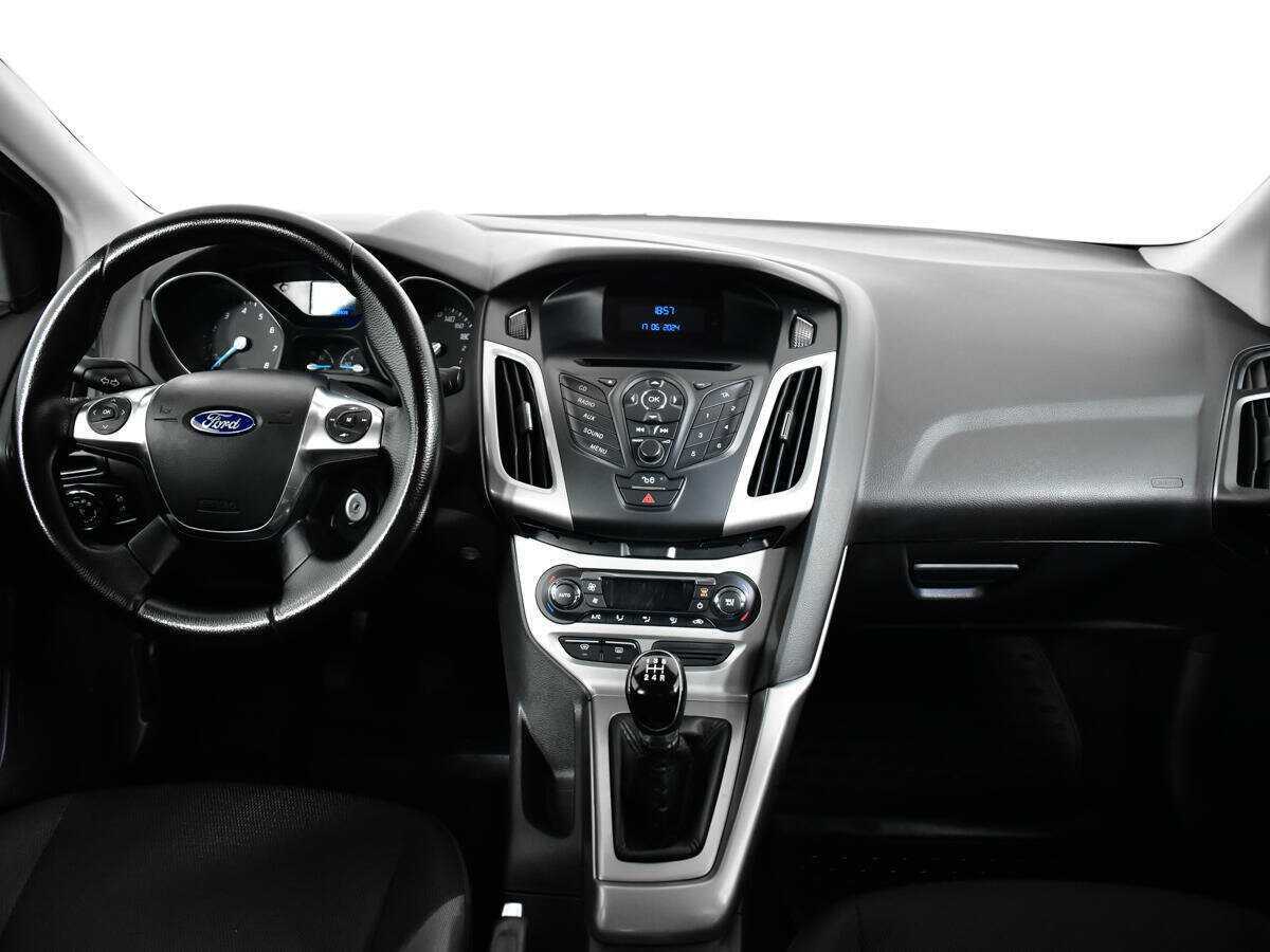 Ford Focus 2012 года с пробегом. Фото: #9