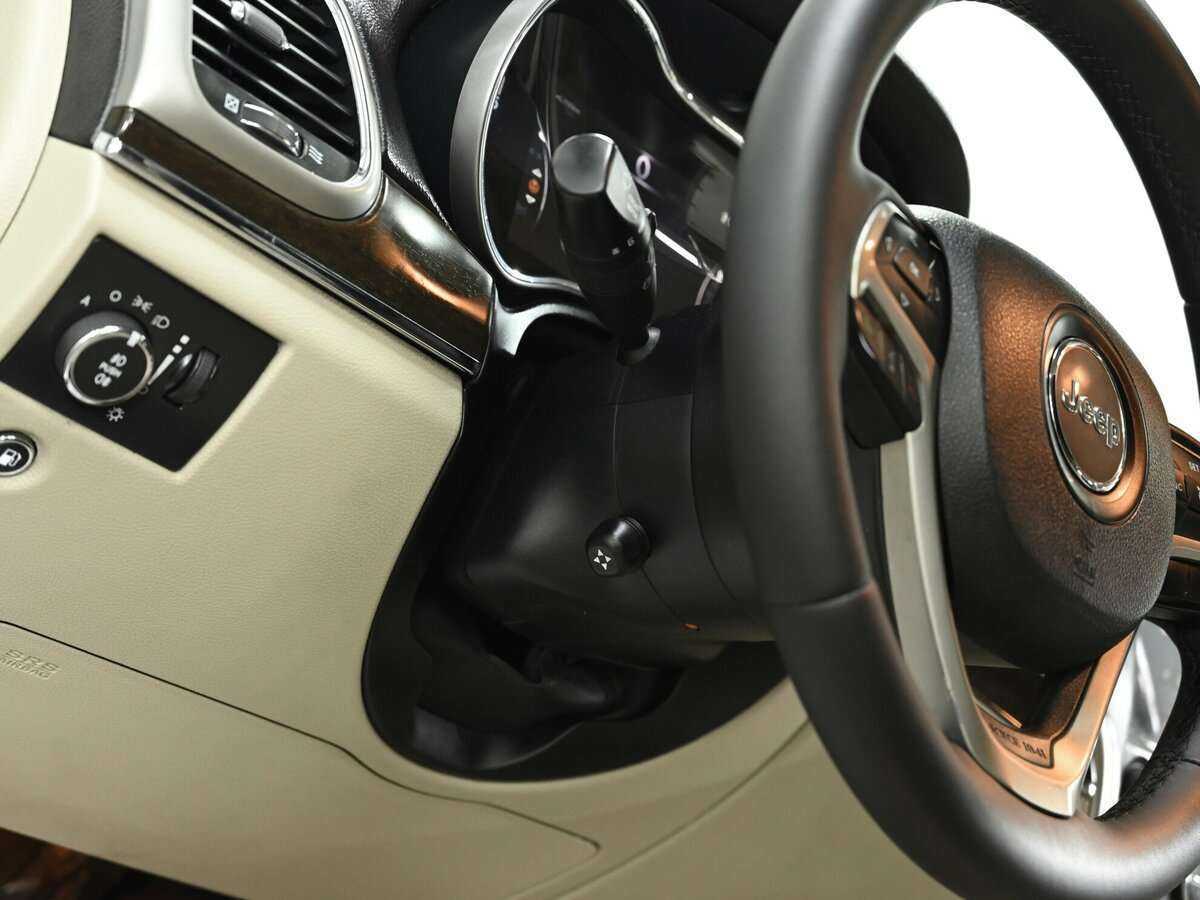 Jeep Grand Cherokee 2013 года с пробегом. Фото: #6