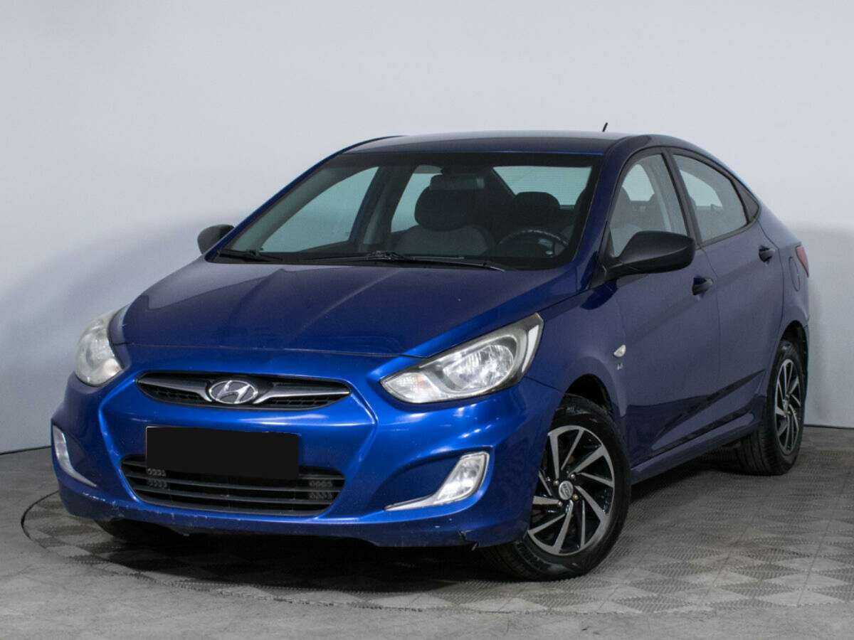 Hyundai Solaris 2012 года с пробегом. Посмотреть фото