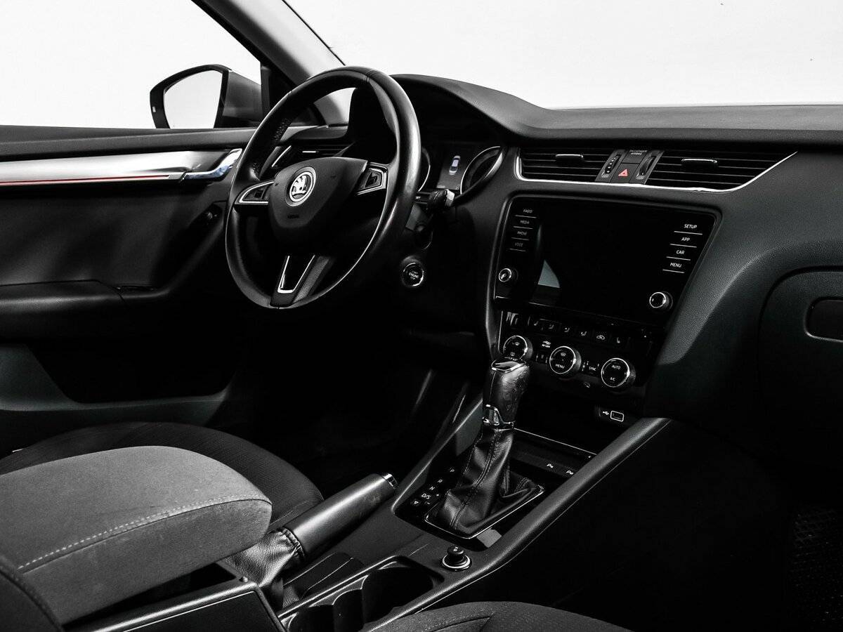 Skoda Octavia 2018 года с пробегом. Фото: #8